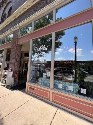 Dunaway Books, business photo 4