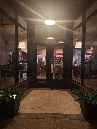 Robin Restaurant, business photo 2