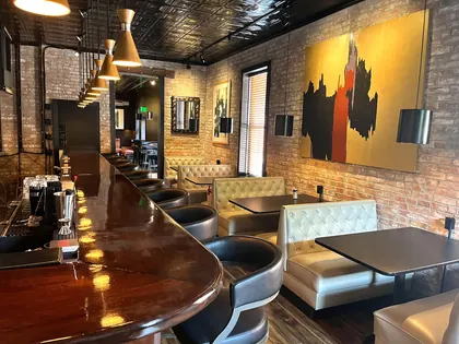 The Saturn Lounge, business photo 2